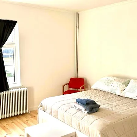 Near Lousiana Humlebaek